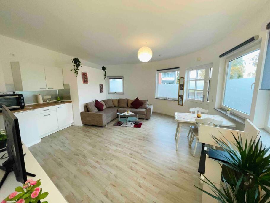 Schoenes Bungalow, Check-In Kontaktlos, Zentral Duisbourg Extérieur photo